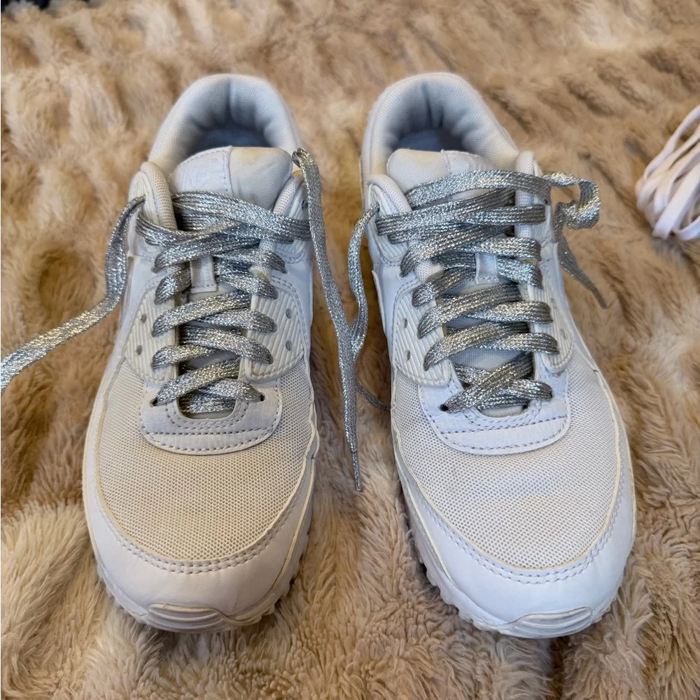 Nike White Sneakers with Metallic Laces - Picture 3 of 7